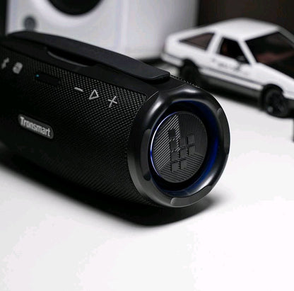 Tronsmart Mirtune S100 - 50 Watt - 20 heures d'autonomie - Étanchéité IPX7 - Poignée rétractable- Poids du produit  1,36 kg - application pour un son qui vous ressemble