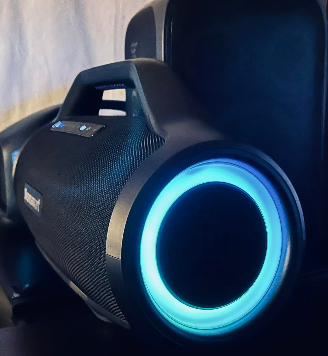 Tronsmart Bang Max  - 24 heure d'autonomie-  Étanchéité IPX6  -  un son époustouflant de 130 W- Karaoké  jusqu'à 10 heures - Poids du produit 7kg