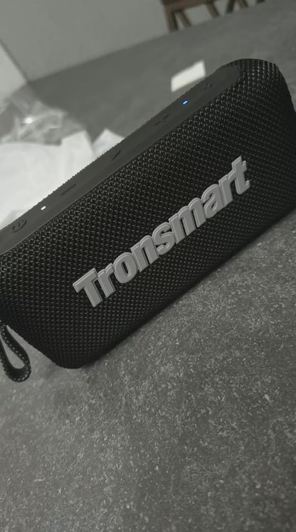 Tronsmart Trip 2 Enceinte portable d'extérieur 10 Watt- 20 heures d'autonomie- étanchéité IPX7-es appels mains libres via un microphone intégré